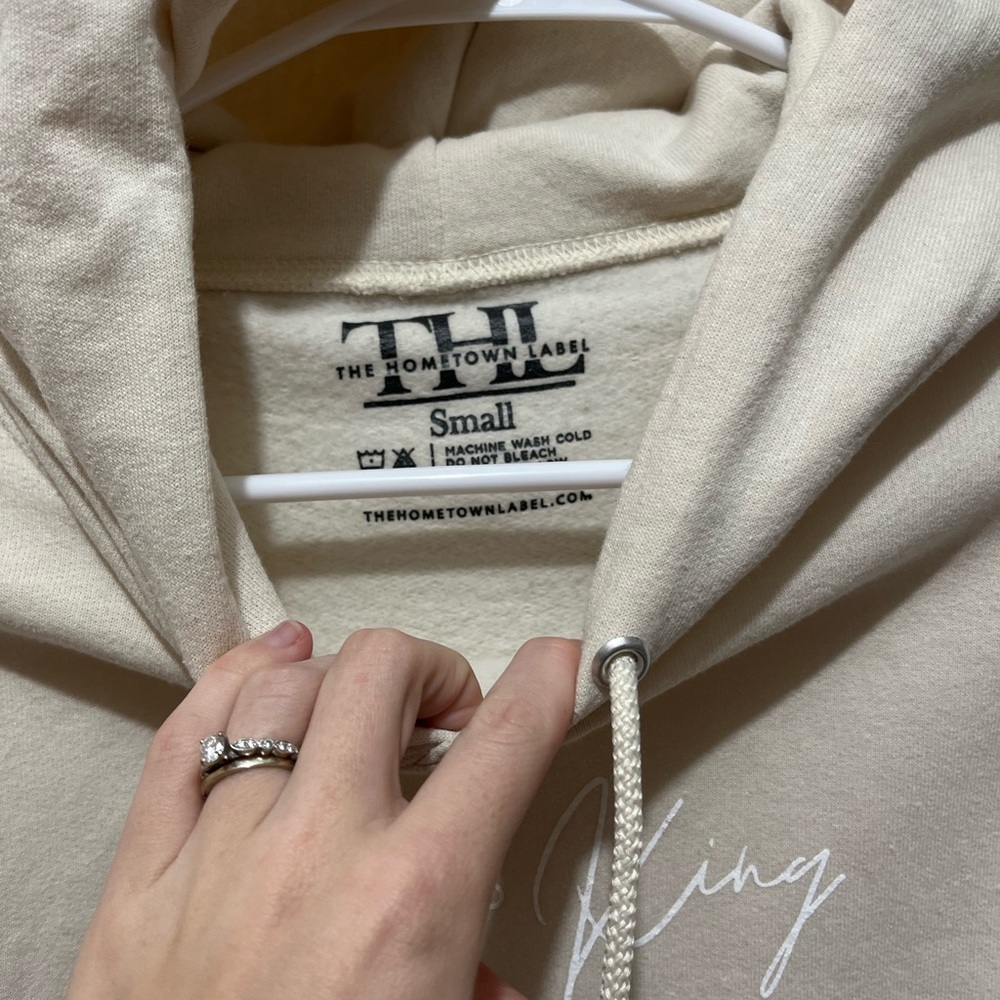 Jesus is king hoodie - Picture 3 of 3